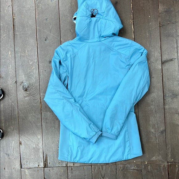 Arc'teryx Sky Blue Insulated Jacket. Size XXS. NWT. - Picture 2 of 5